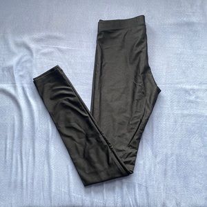 Dynamite shiny leggings